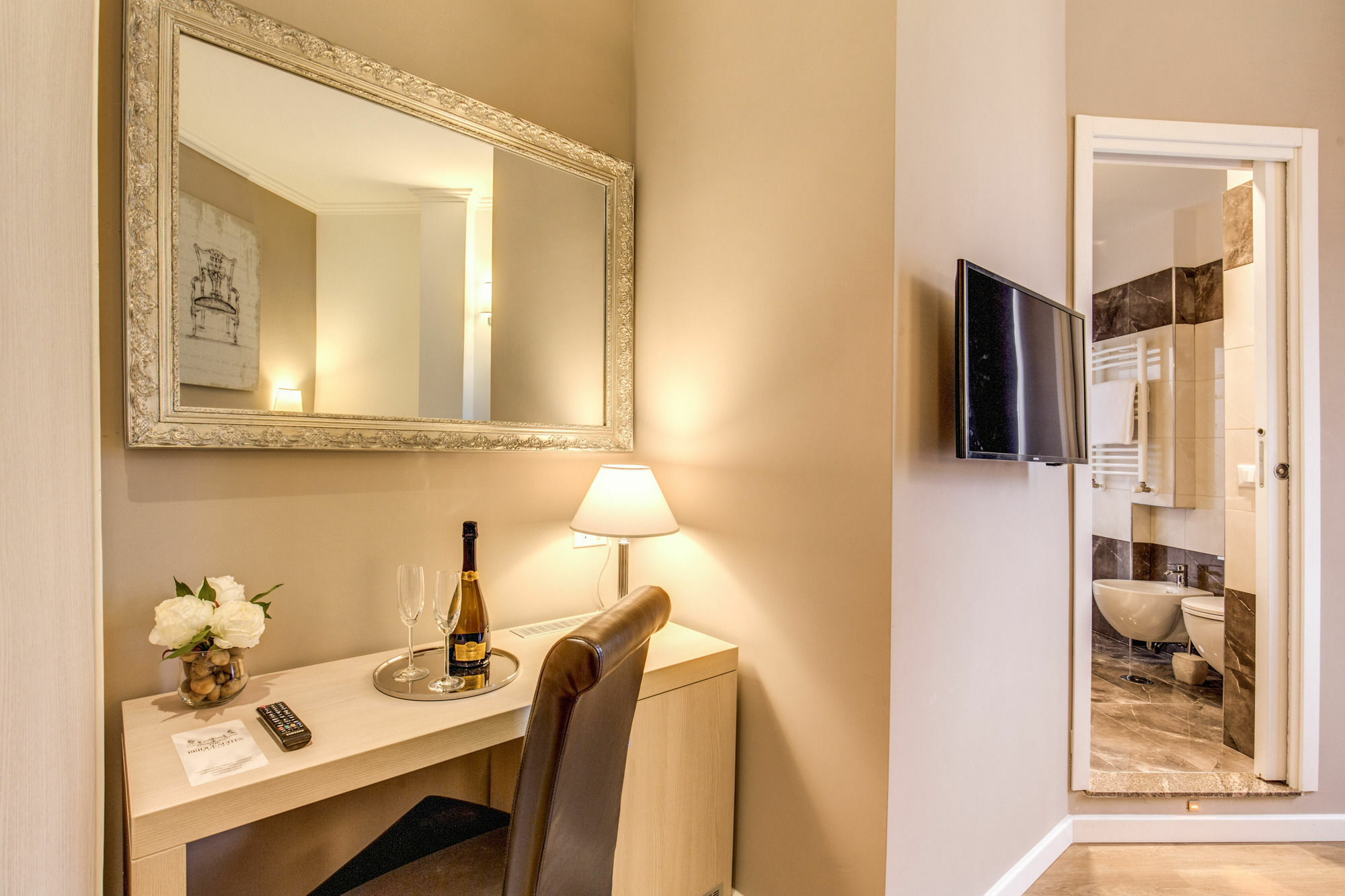 The Bridge Suites Rom Exteriör bild